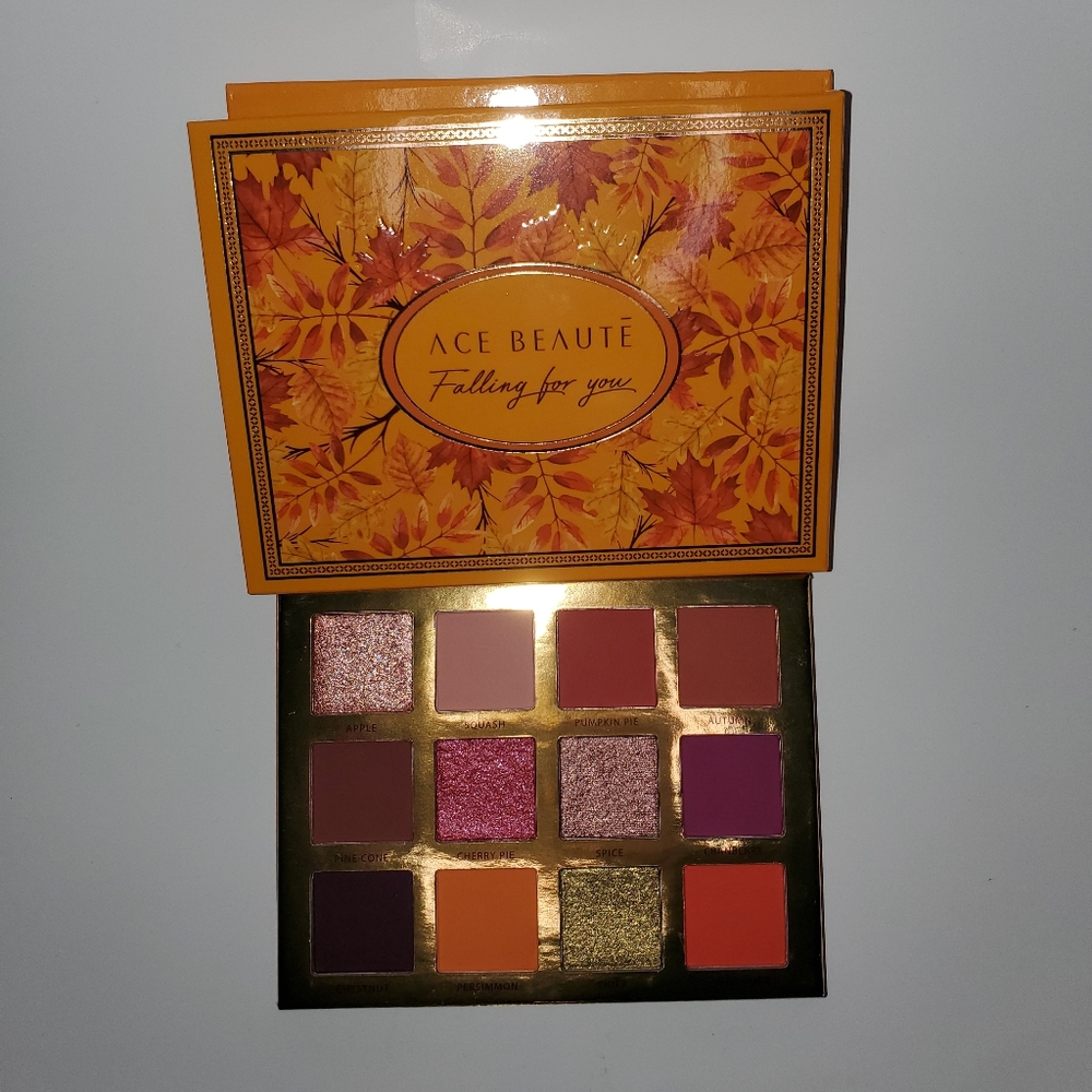 Ace Beaute- Falling For You Eyeshadow